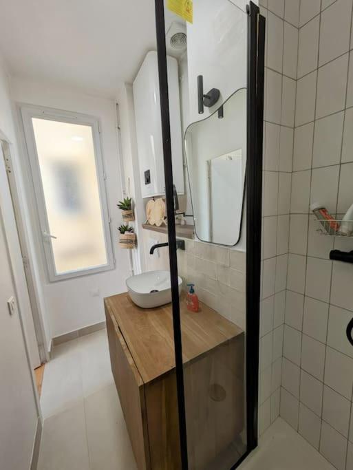Studio Calme Et Ensoleille Entierement Renove Paříž Exteriér fotografie